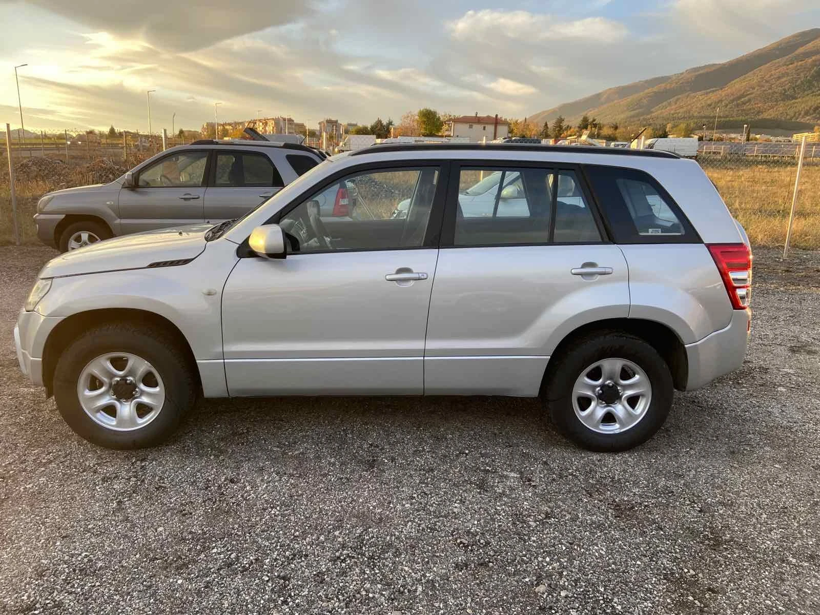 Suzuki Grand vitara 4х4 газ бензин - изображение 5