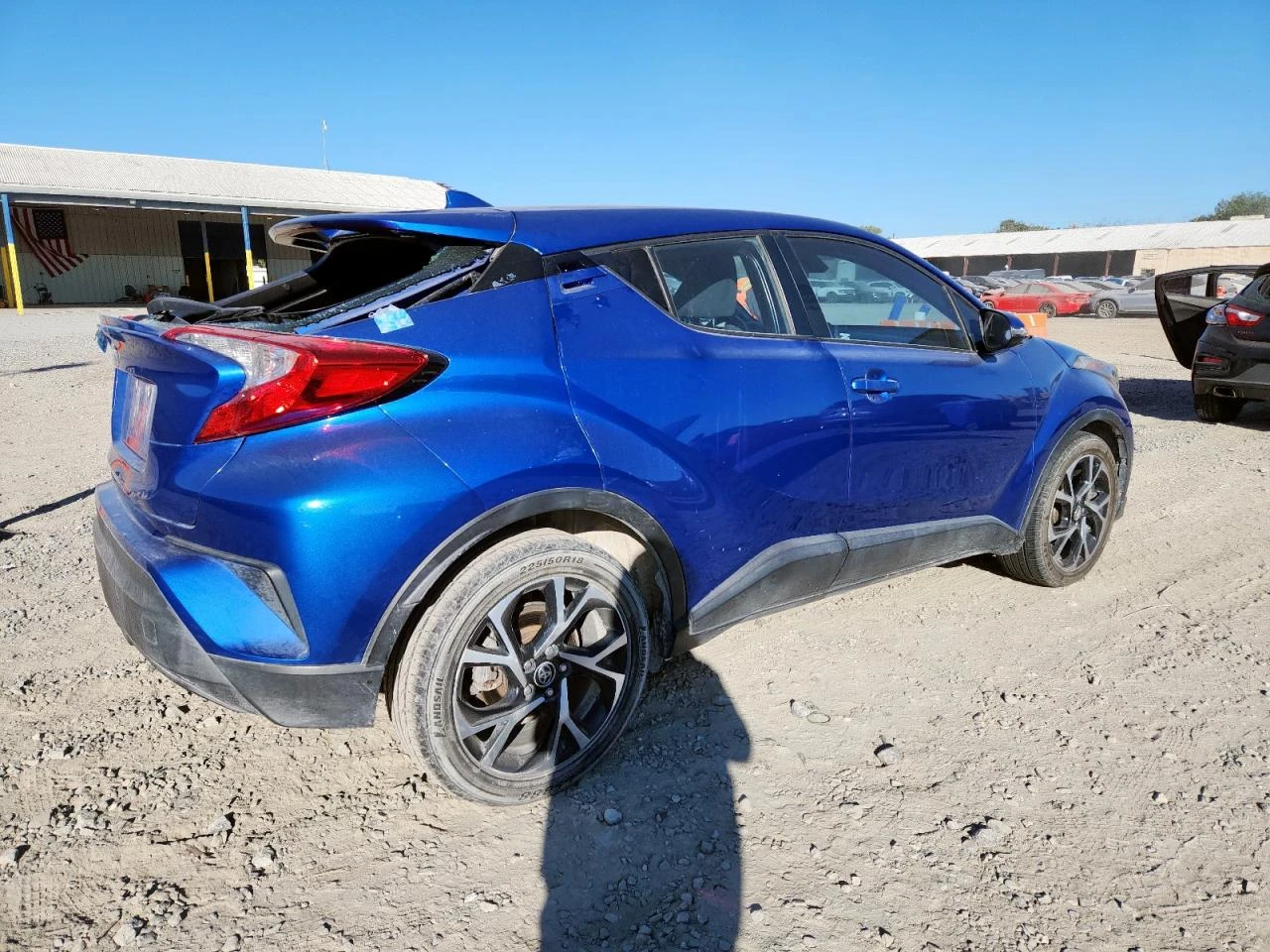 Toyota C-HR 2.0 XLE - изображение 4