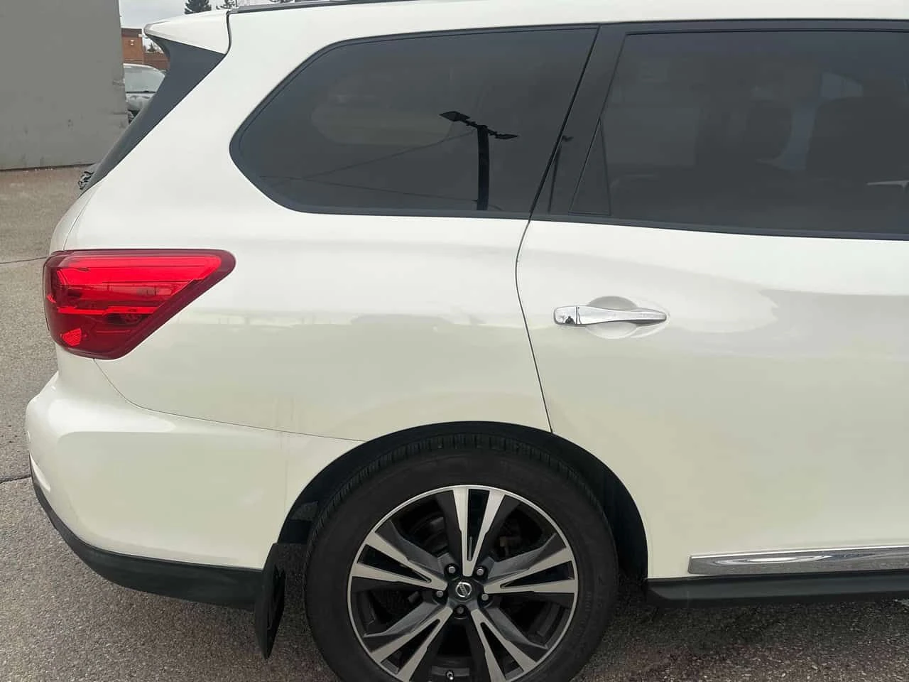 Nissan Pathfinder * 4WD 4dr * PANO* KEYLESS* �������*  | Mobile.bg � ����������� 13