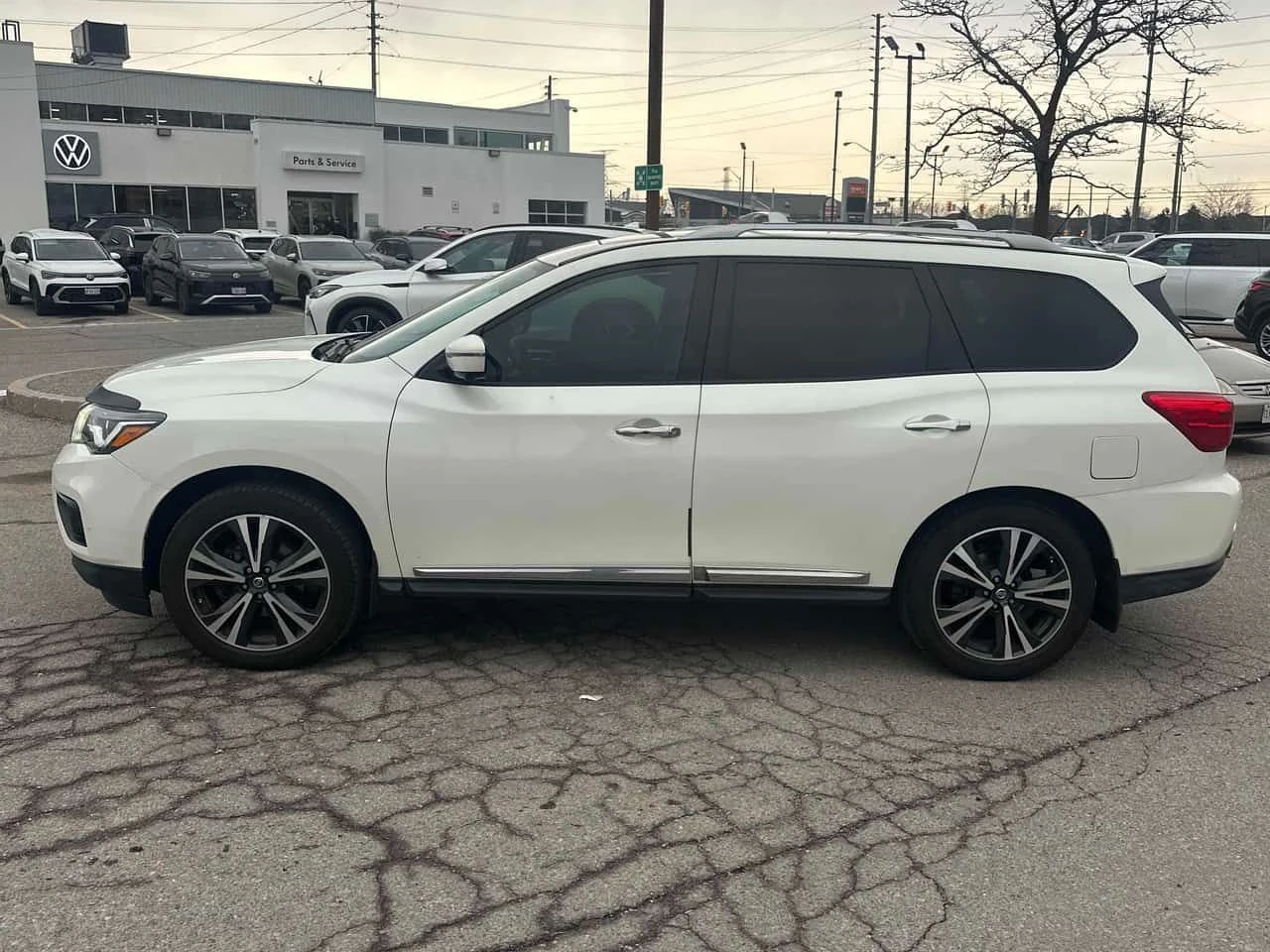 Nissan Pathfinder * 4WD 4dr * PANO* KEYLESS* �������*  | Mobile.bg � ����������� 2