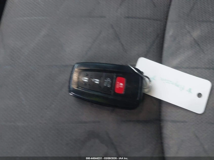 Toyota Rav4 Hybrid Xle * КРАЙНА ЦЕНА* , снимка 11 - Автомобили и джипове - 54491654