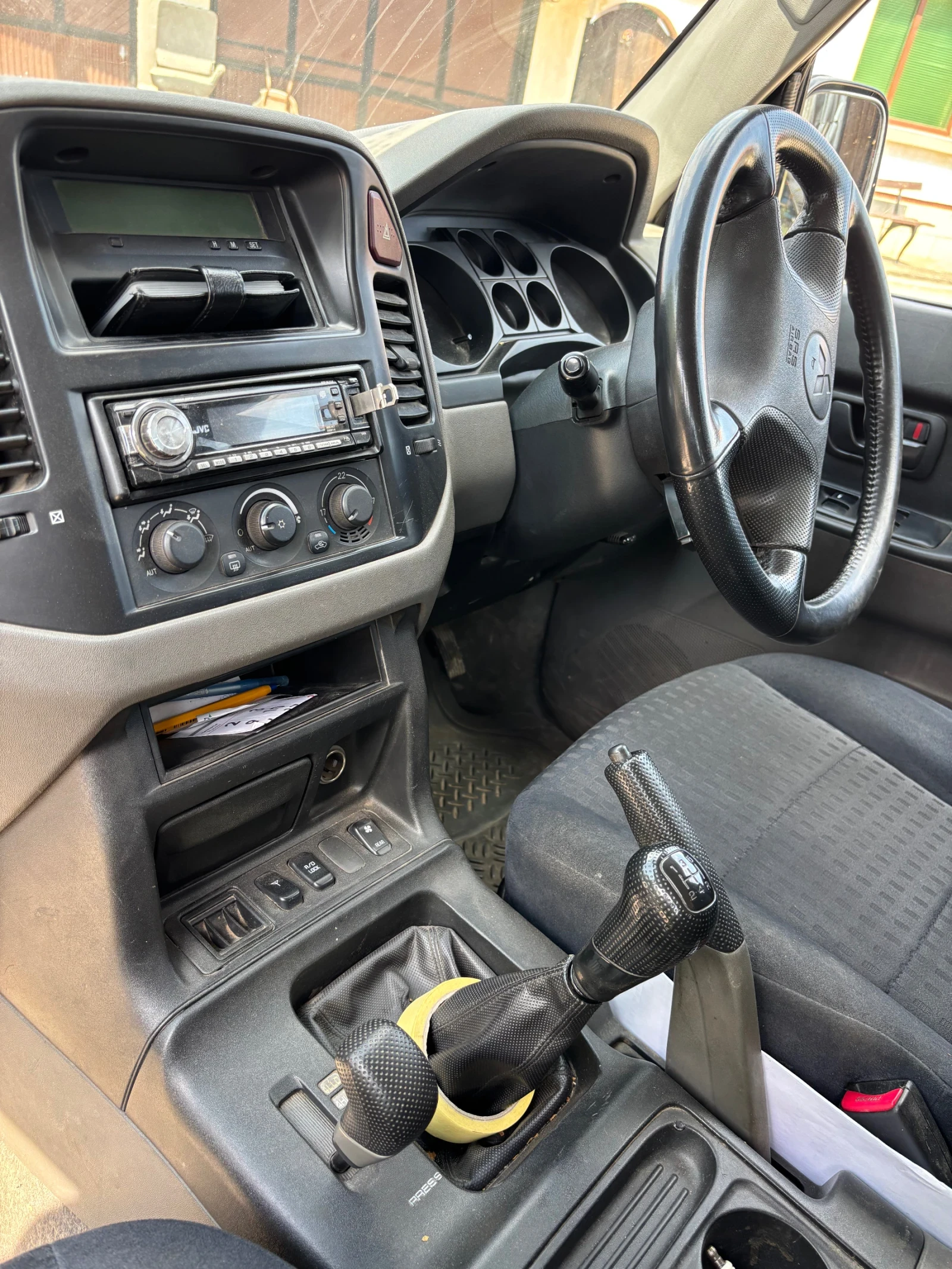 Mitsubishi Pajero 3.2 D, снимка 8 - Автомобили и джипове - 55155830
