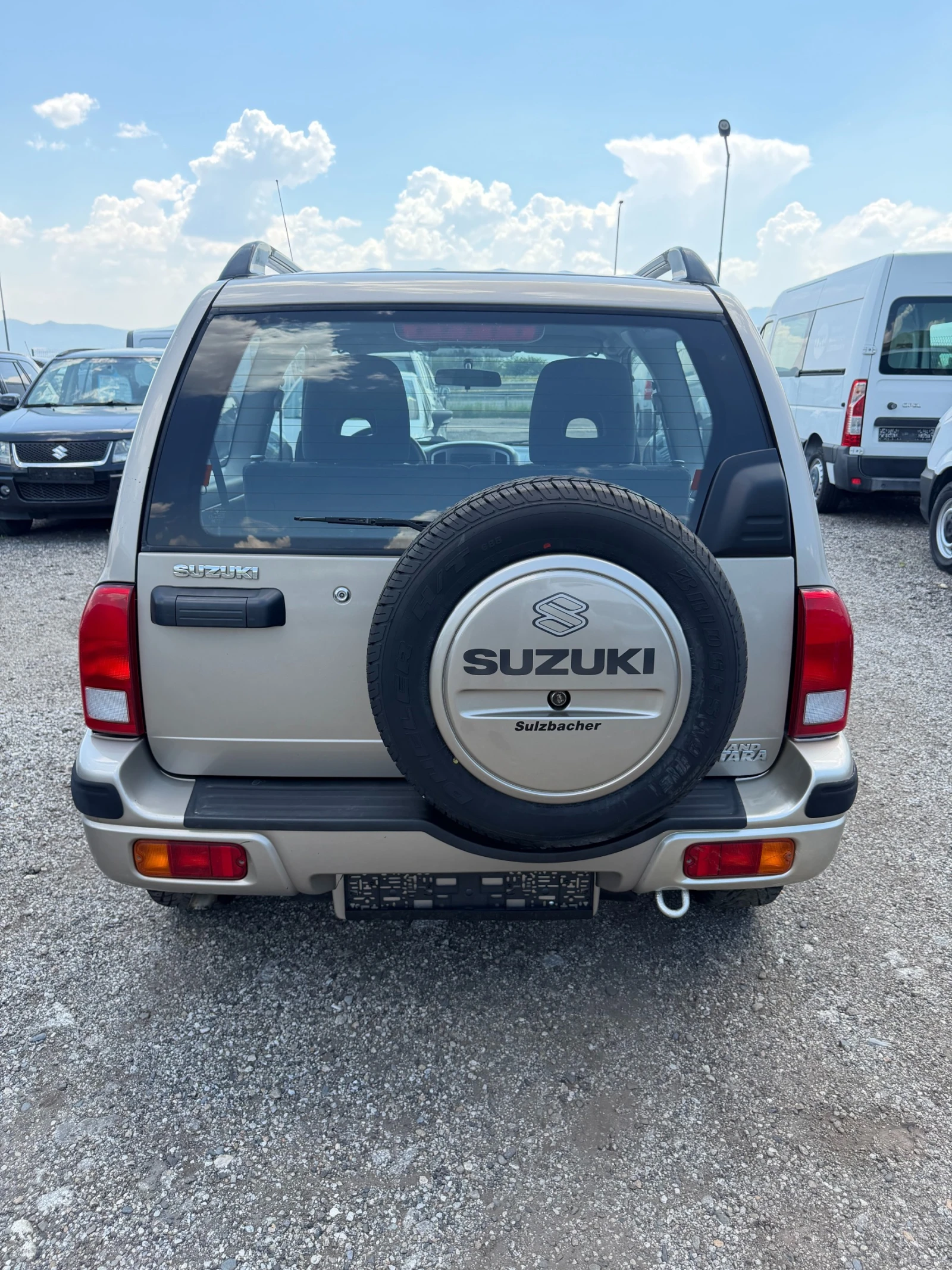 Suzuki Grand vitara 1.6 140000 KM, снимка 6 - Автомобили и джипове - 55167640