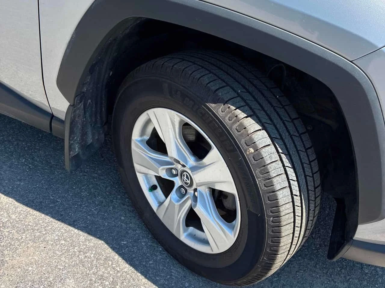 Toyota Rav4 * XLE * CARFAX *   ОТ ПРЕДСТАВИТЕЛСТВО * , снимка 7 - Автомобили и джипове - 55397956