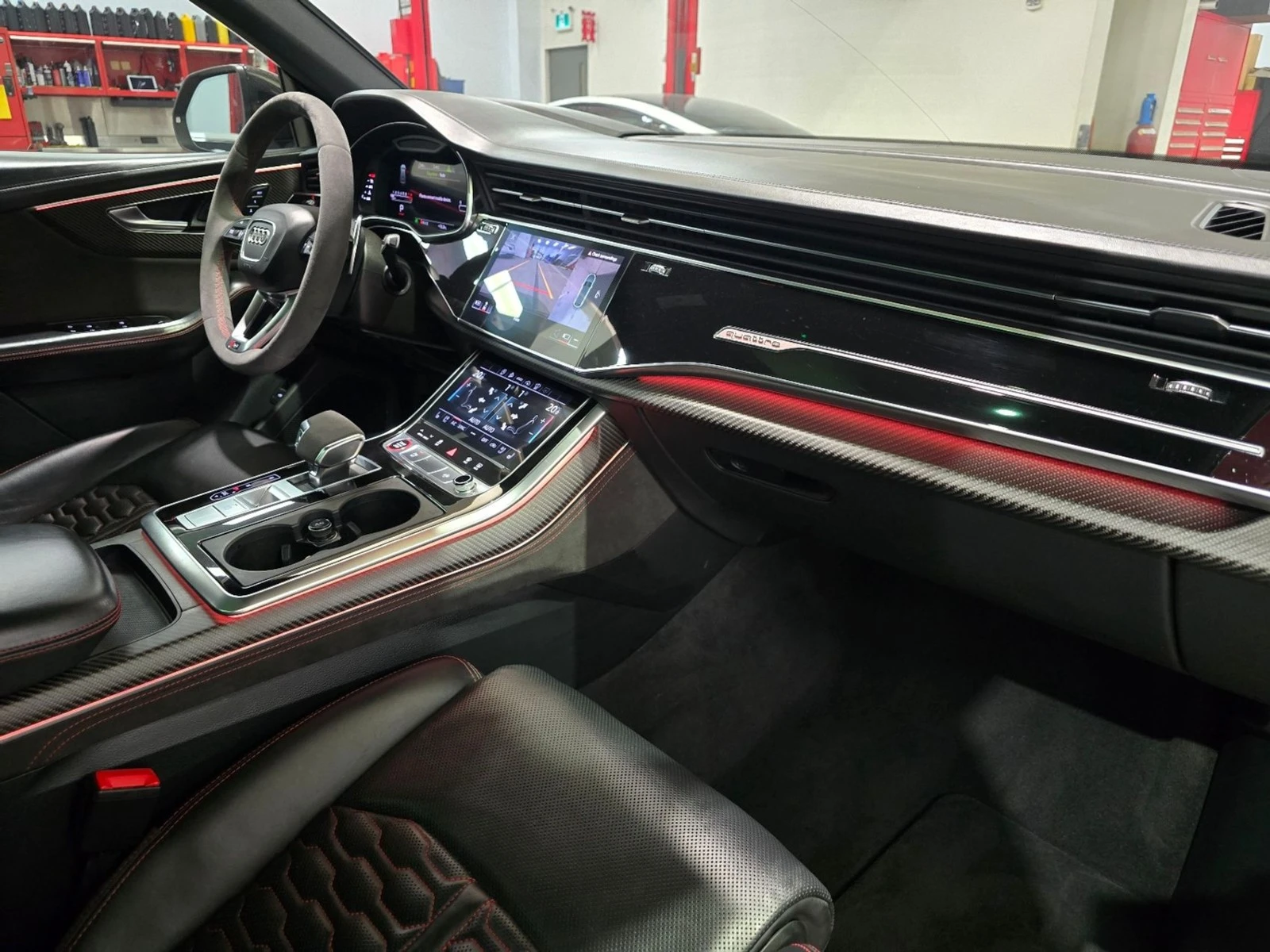 Audi RSQ8 ЦЕНА ДО БЪЛГАРИЯ РЕГИСТРАЦИЯ & АВТОКРЕДИТ, снимка 12 - Автомобили и джипове - 55562150
