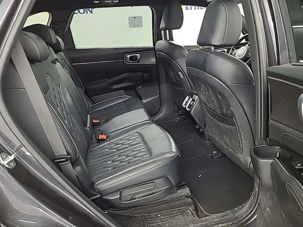Kia Sorento 1.6 T-GDI ExecutiveLine - Hybrid, снимка 12 - Автомобили и джипове - 56068555