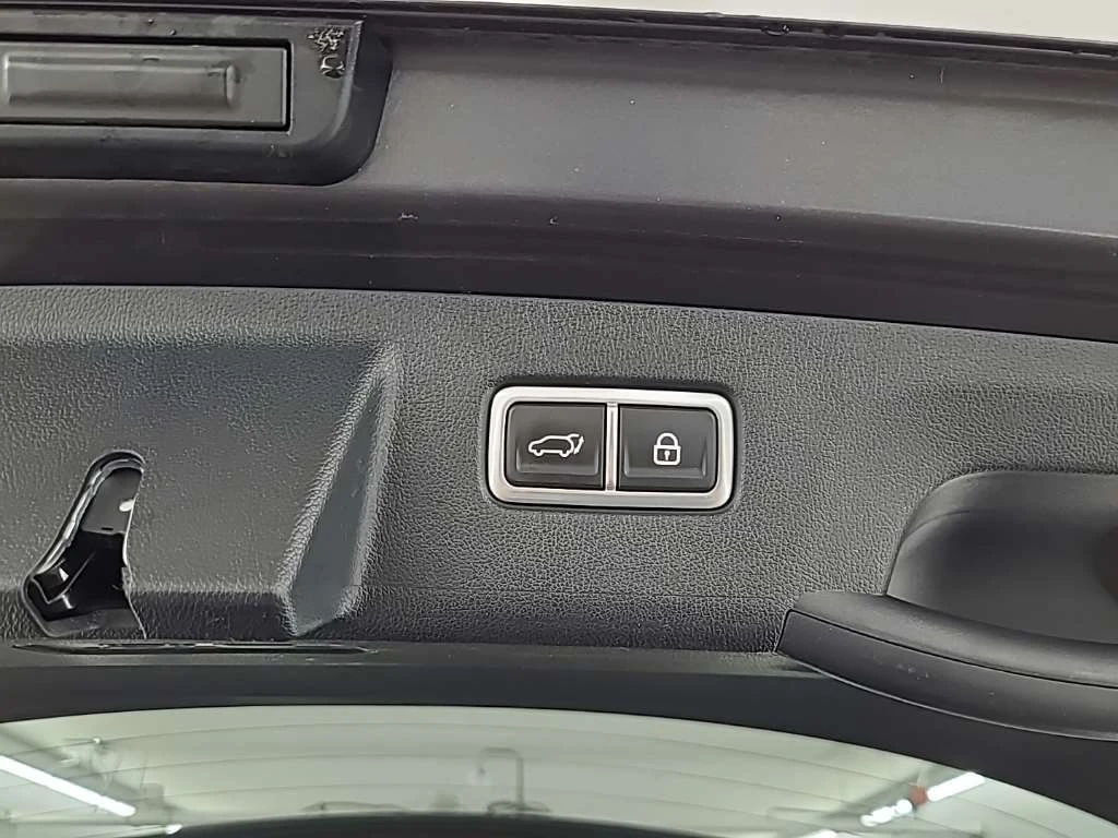 Kia Sorento 1.6 T-GDI ExecutiveLine - Hybrid, снимка 14 - Автомобили и джипове - 56068555