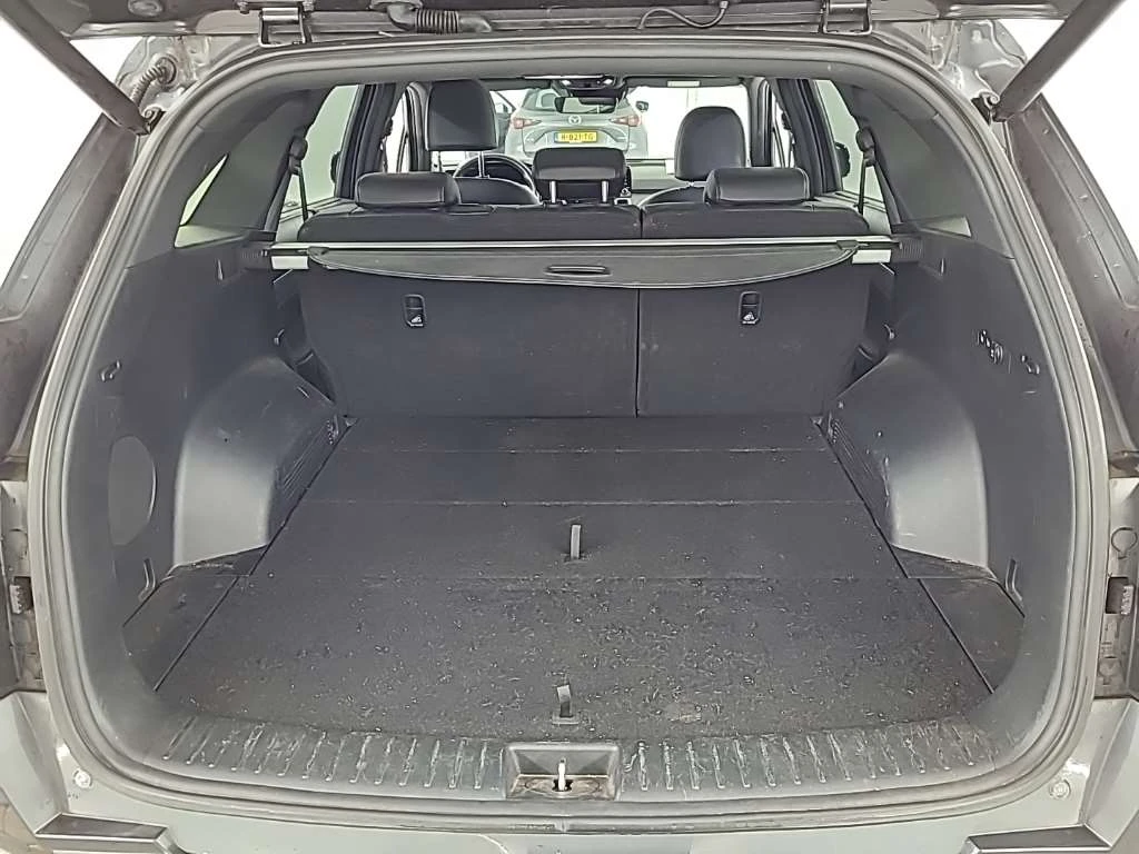 Kia Sorento 1.6 T-GDI ExecutiveLine - Hybrid, снимка 15 - Автомобили и джипове - 56068555
