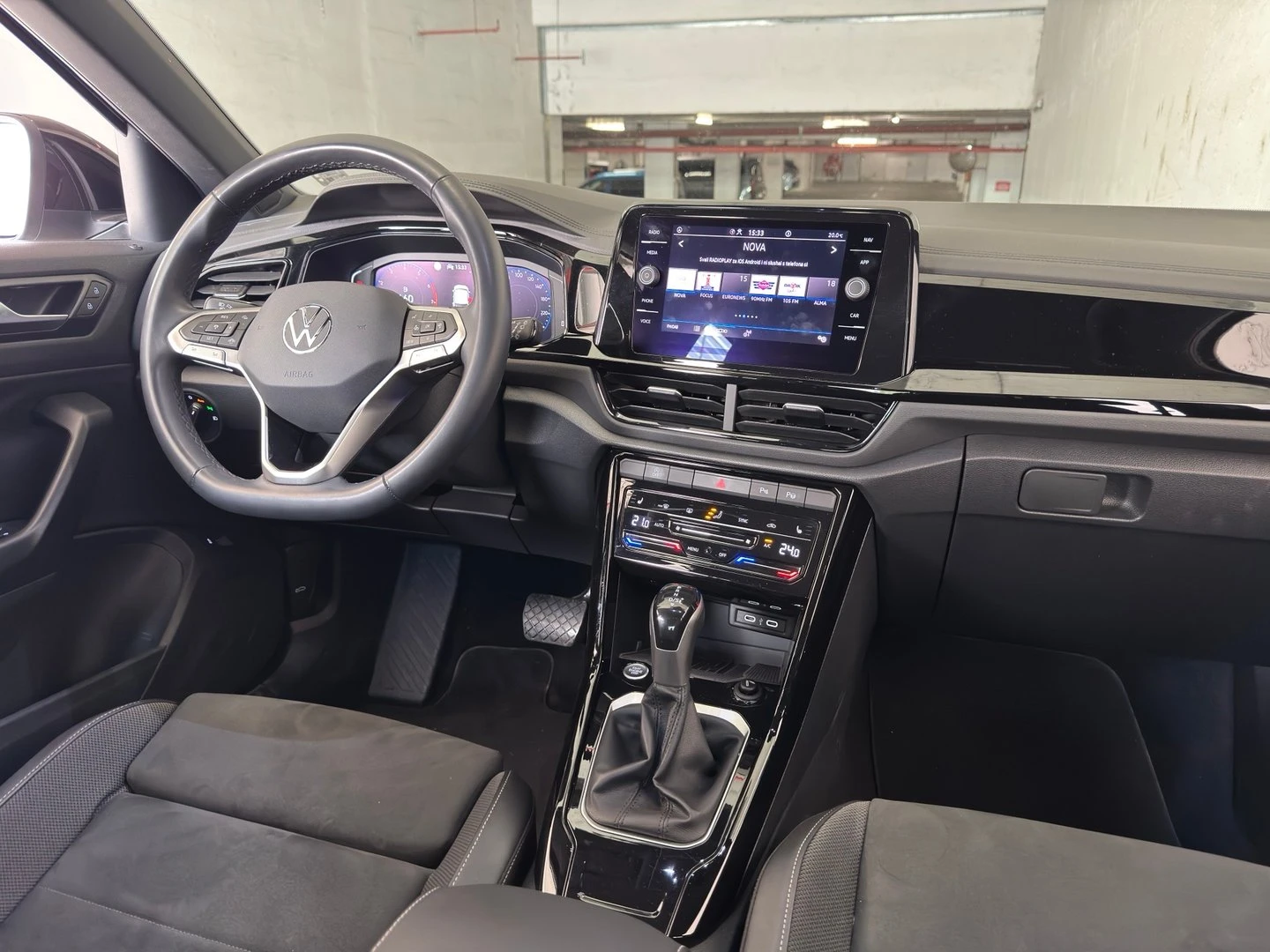 VW T-Roc | Mobile.bg � ����������� 8