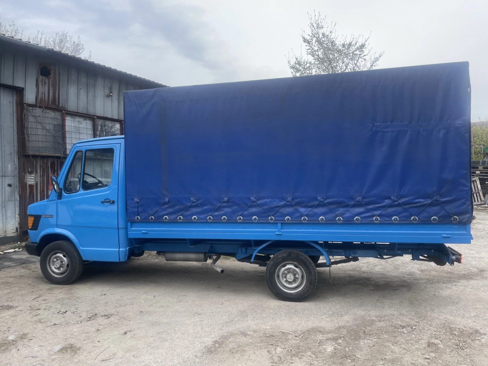 Mercedes-Benz 208, снимка 4 - Бусове и автобуси - 54246480