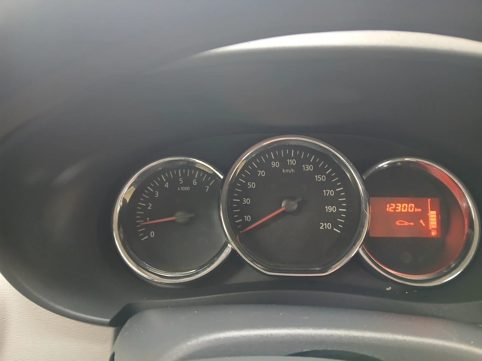 Renault Trafic 1.5 DCI-7mesta, снимка 8 - Бусове и автобуси - 54839474