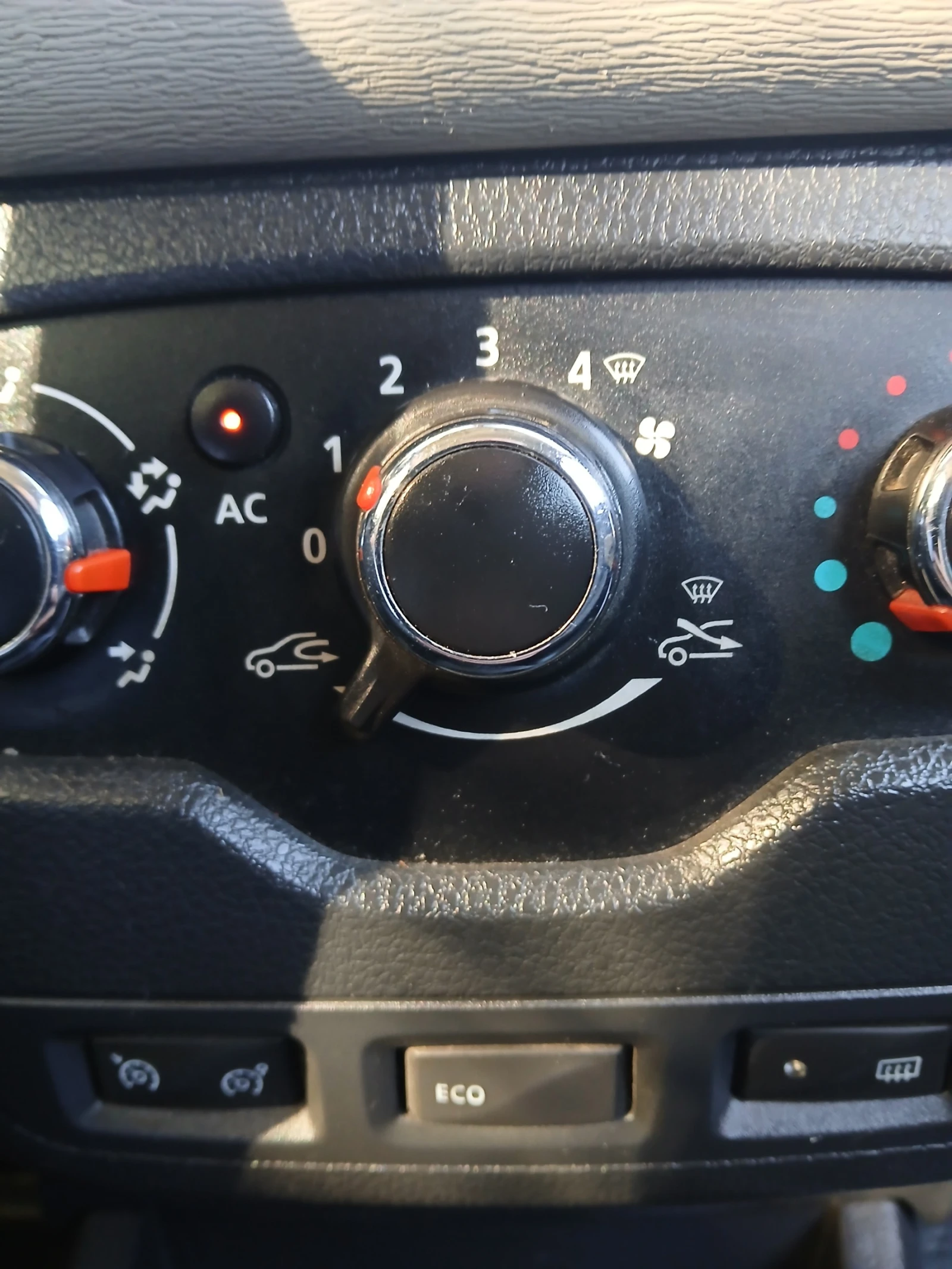 Renault Trafic 1.5 DCI-7mesta, снимка 5 - Бусове и автобуси - 54839474