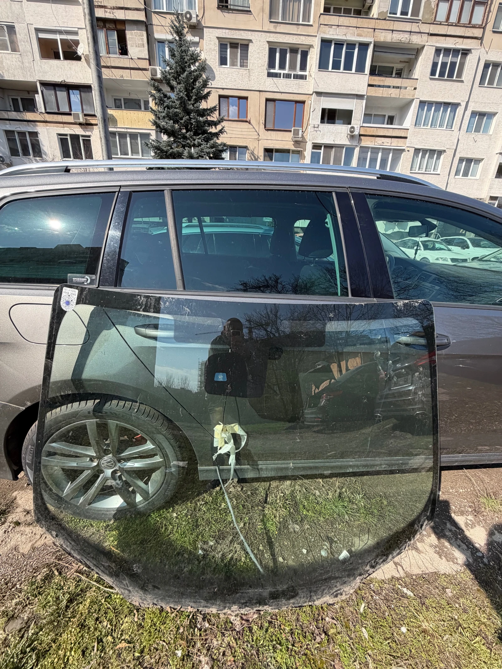 Peogeot 508 2013г челно стъкло