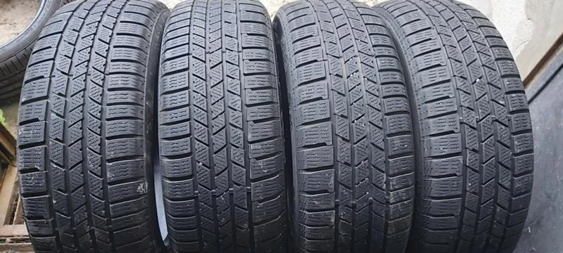 Гуми Зимни 235/55R19, снимка 1 - Гуми и джанти - 33439130