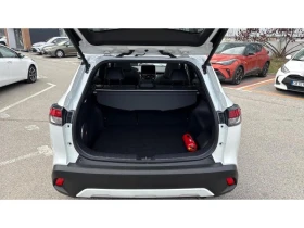 Toyota Corolla Cross 2.0 HSD AWD PREMIUM, снимка 10