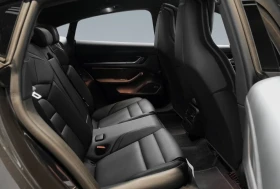 Porsche Taycan 4S / BOSE / PANO / 360 / MATRIX / SPORT CHRONO , снимка 17