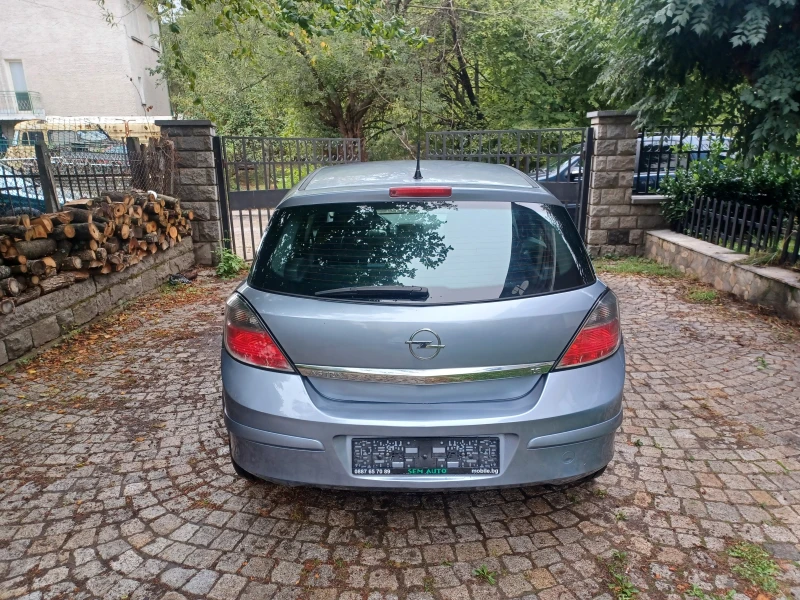 Opel Astra, снимка 4 - Автомобили и джипове - 47248237