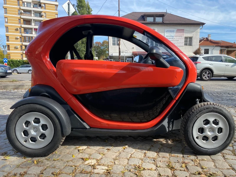 Renault Twizy, снимка 6 - Автомобили и джипове - 47663029