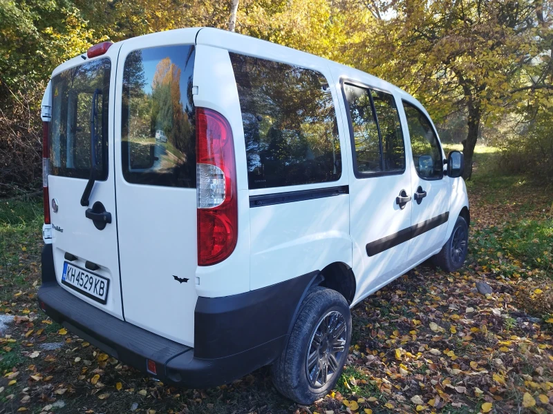 Fiat Doblo 1.6 i (LPG) 2008г., снимка 4 - Автомобили и джипове - 47818950