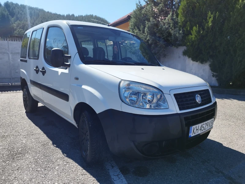 Fiat Doblo 1.6 i (LPG) 2008г., снимка 3 - Автомобили и джипове - 47818950