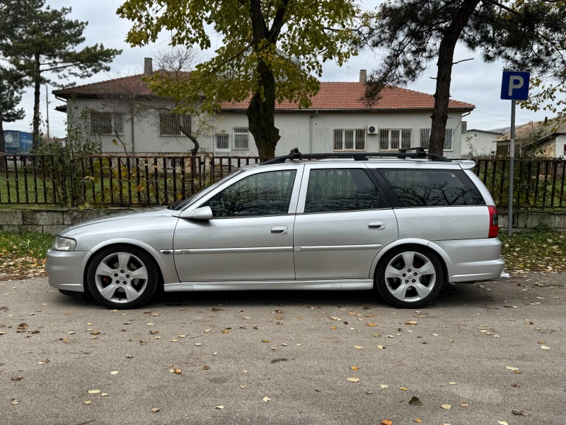 Opel Vectra 2.6 v6, снимка 2 - Автомобили и джипове - 47999444