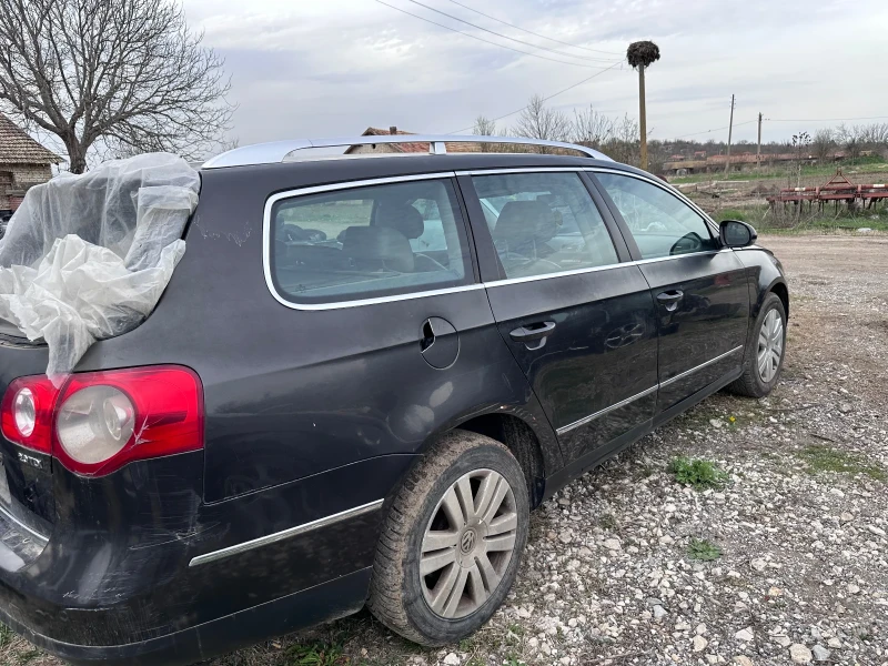 VW Passat, снимка 5 - Автомобили и джипове - 51485244