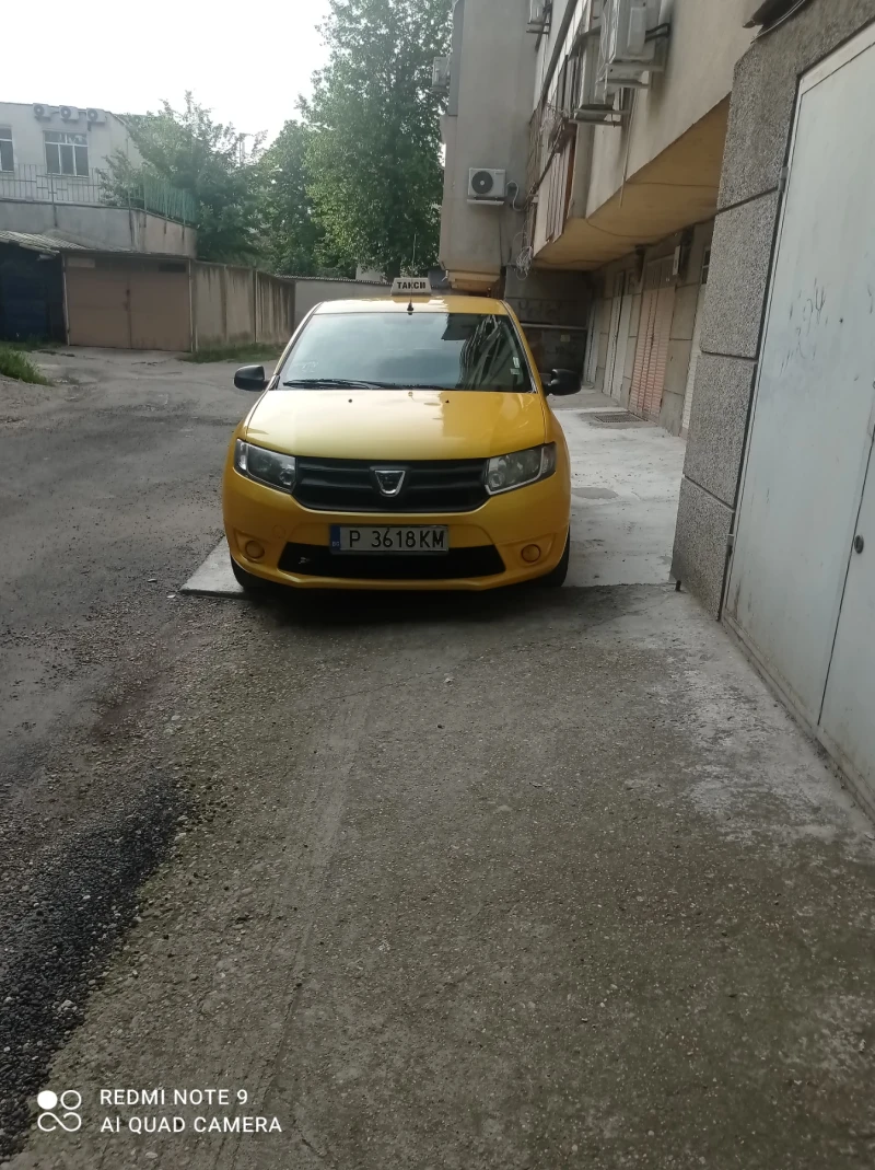 Dacia Sandero, снимка 2 - Автомобили и джипове - 52454342