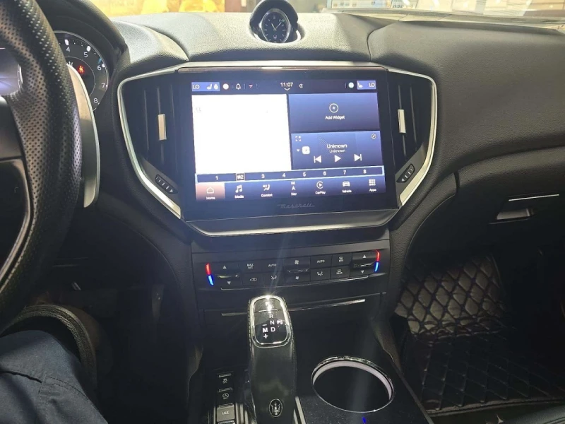 Maserati Ghibli * CARFAX * БЕЗ ПЪРВОНАЧАЛНА ВНОСКА, снимка 7 - Автомобили и джипове - 52816249