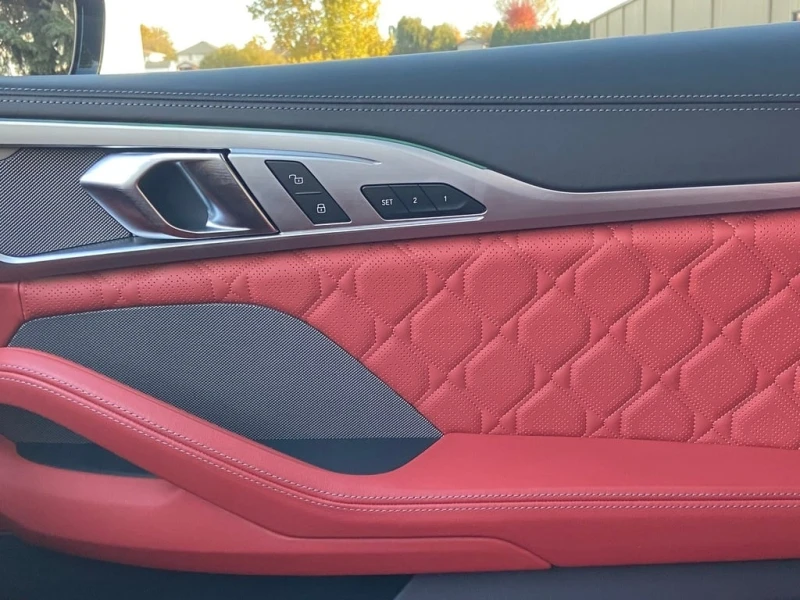 BMW M8 * Coupe * CARFAX * БЕЗ ПЪРВОНАЧАЛНА ВНОСКА, снимка 13 - Автомобили и джипове - 52830588