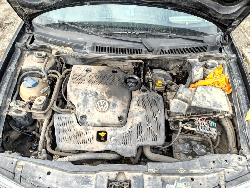 VW Golf 1.6 за части, снимка 7 - Автомобили и джипове - 52868307