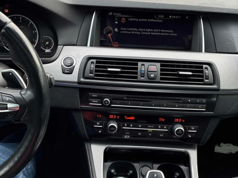 BMW 535 i xDrive 2016 * CARFAX * БЕЗ ПЪРВОНАЧАЛНА ВНОСКА, снимка 9 - Автомобили и джипове - 52916826