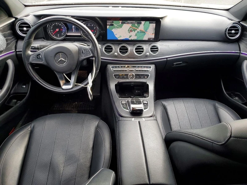 Mercedes-Benz E 300 AMG* 4matic* 98k km* Подгрев* м.Точки* Камера* , снимка 8 - Автомобили и джипове - 53214704