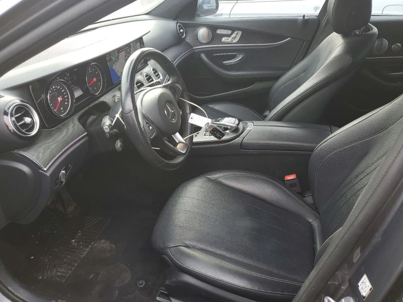 Mercedes-Benz E 300 AMG* 4matic* 98k km* Подгрев* м.Точки* Камера* , снимка 7 - Автомобили и джипове - 53214704