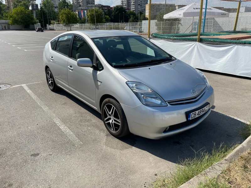 Toyota Prius Газова уредба, снимка 2 - Автомобили и джипове - 53398659