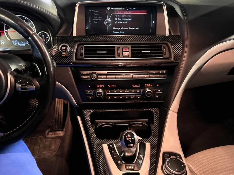 BMW M6 * San Marino Blue* S63* HeadUp* Carbon* 360, снимка 10 - Автомобили и джипове - 53463877