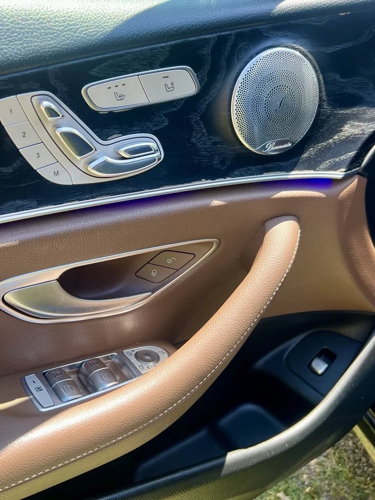 Mercedes-Benz E 300 4Matic  | Mobile.bg   14