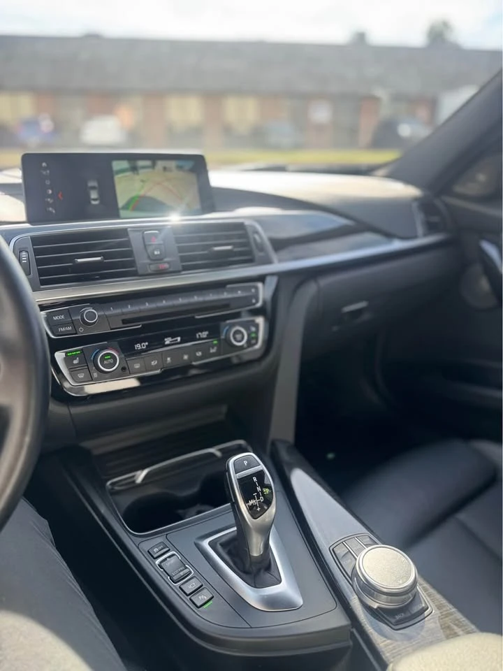 BMW 340 * xDrive* Aвтокредит* * Пълна сервизна история* , снимка 11 - Автомобили и джипове - 53529355