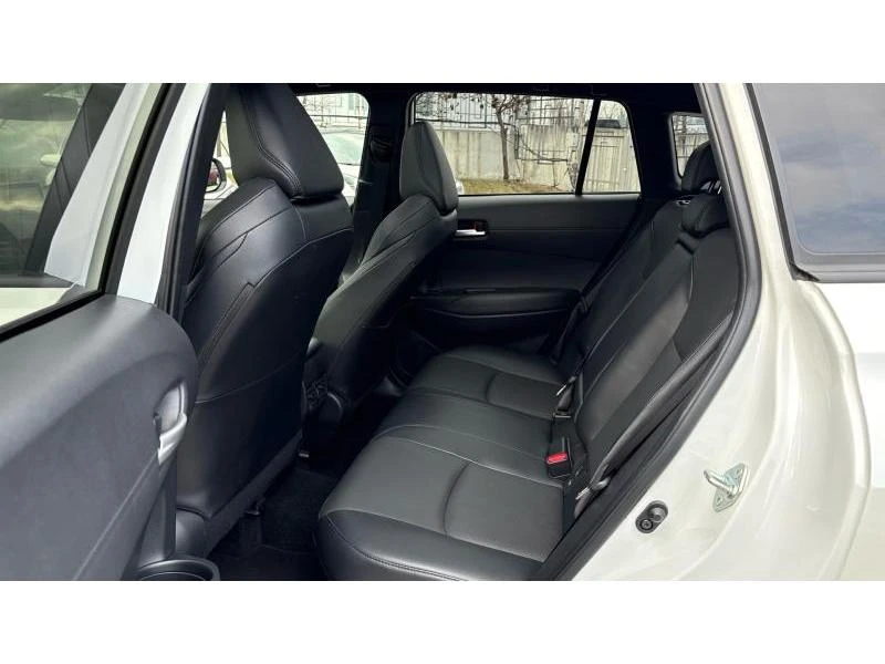 Toyota Corolla Cross 2.0 HSD AWD PREMIUM, снимка 11 - Автомобили и джипове - 53883671