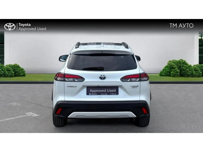Toyota Corolla Cross 2.0 HSD AWD PREMIUM, снимка 4 - Автомобили и джипове - 53883671