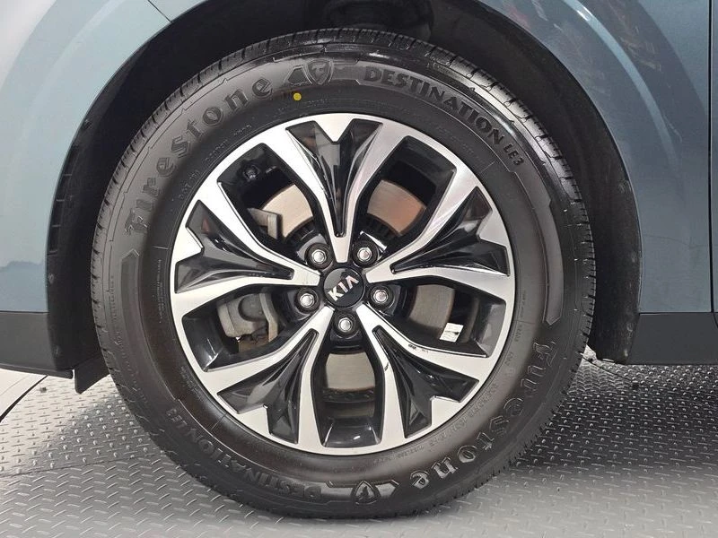 Kia Carnival 2.2 Automatic, снимка 5 - Автомобили и джипове - 55476964