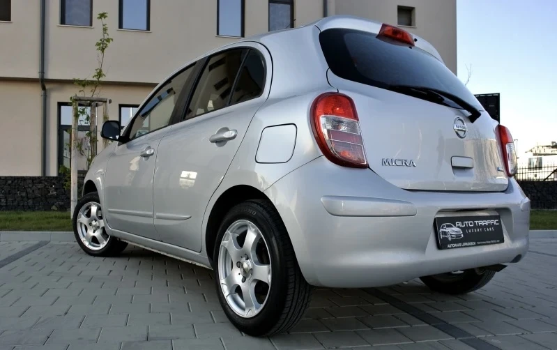 Nissan Micra 1.2i* РЕГИСТРИРАН* КЛИМАТРОНИК* АВТОПИЛОТ* ЕВРО 5В, снимка 4 - Автомобили и джипове - 55885537