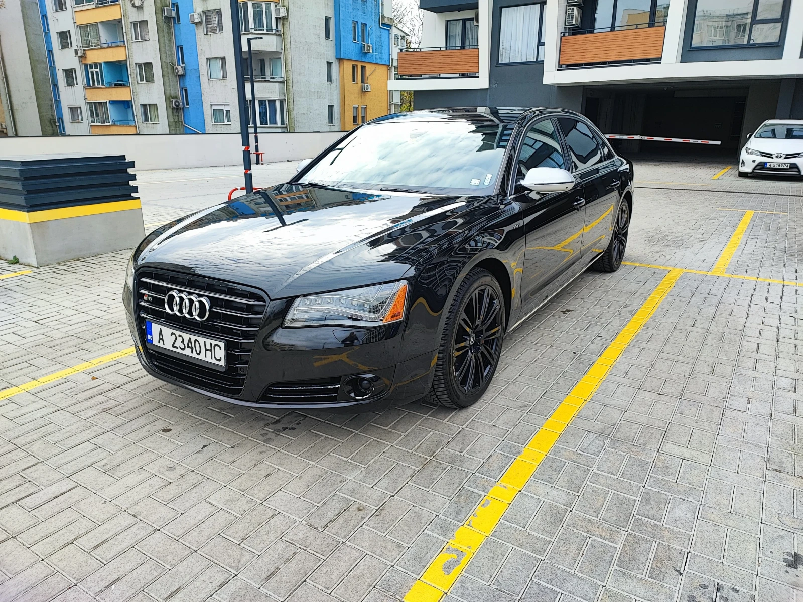 Audi A8 Long S8 , снимка 1