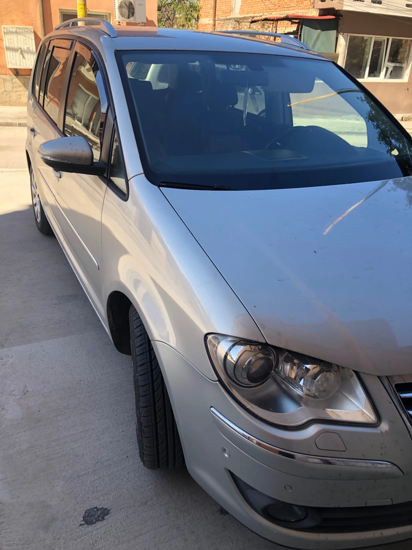 VW Touran 2.0 170 - изображение 2