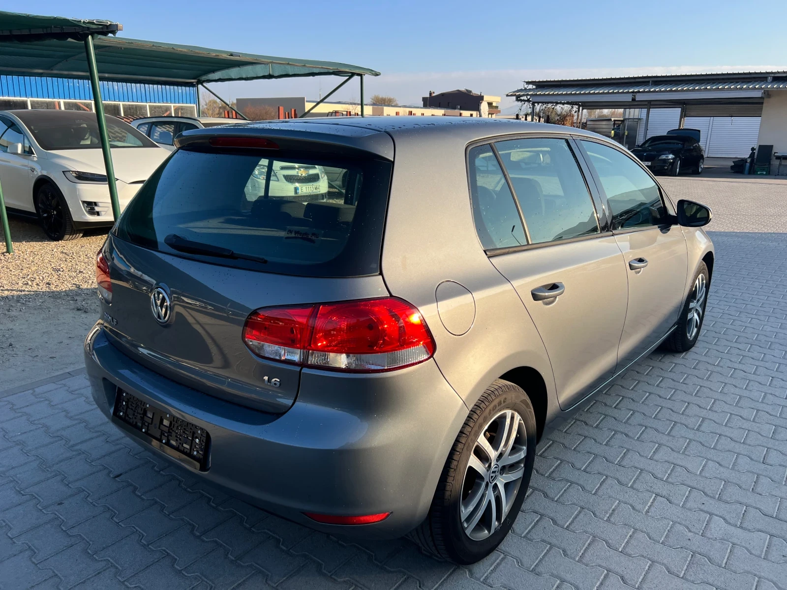 VW Golf 1.6i 102k 168000km Лизинг - изображение 6