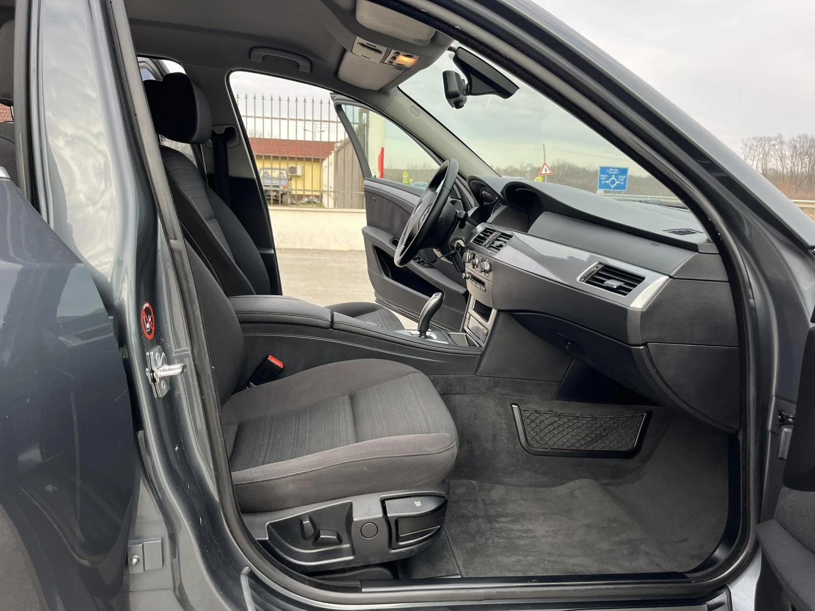 BMW 520 2.0TDI 163 FACE      | Mobile.bg   11