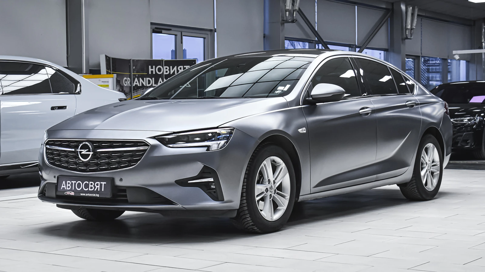 Opel Insignia Grand Sport 2.0d Elegance Automatic - изображение 4