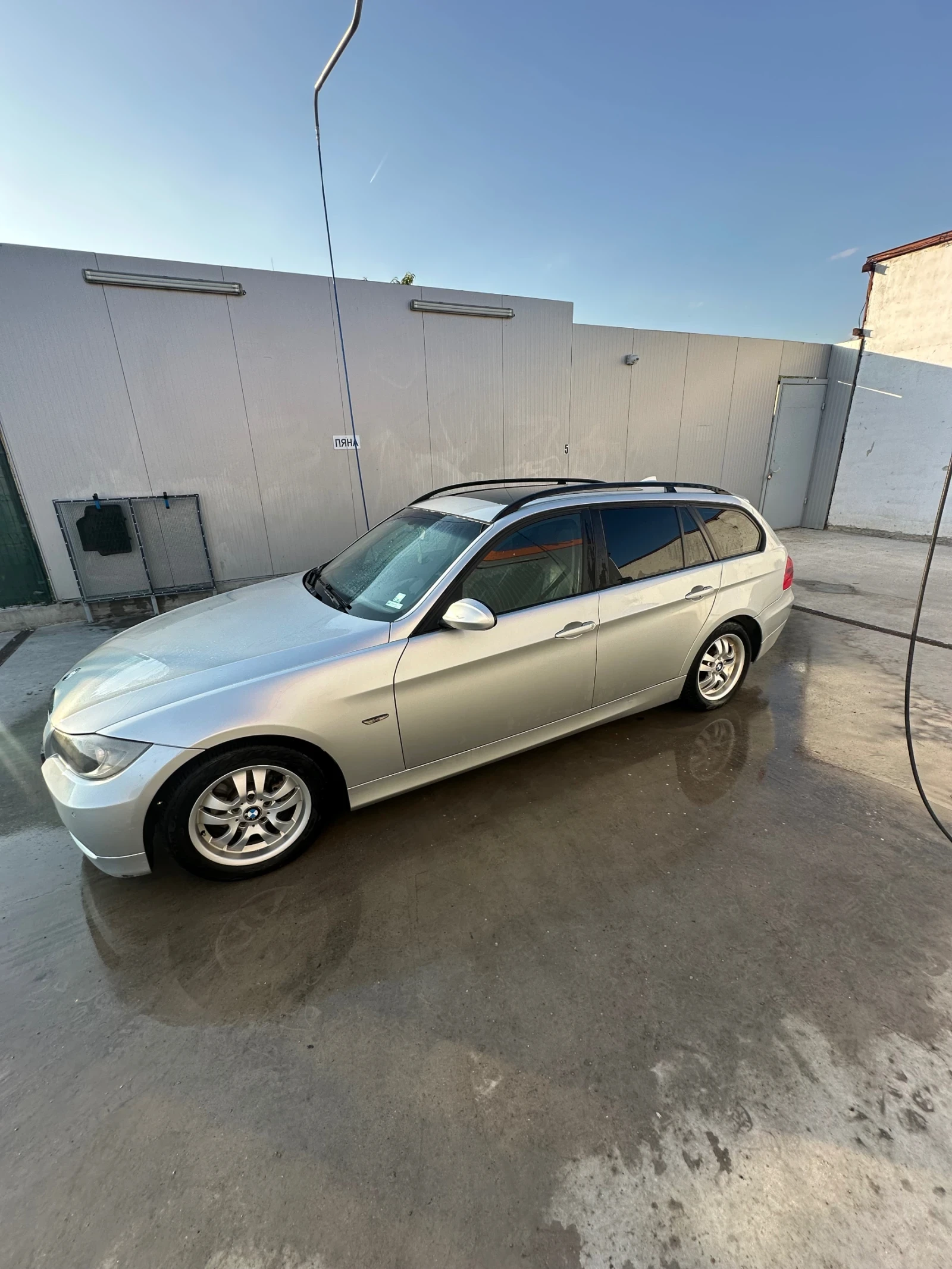 BMW 320 320d tourer - изображение 7