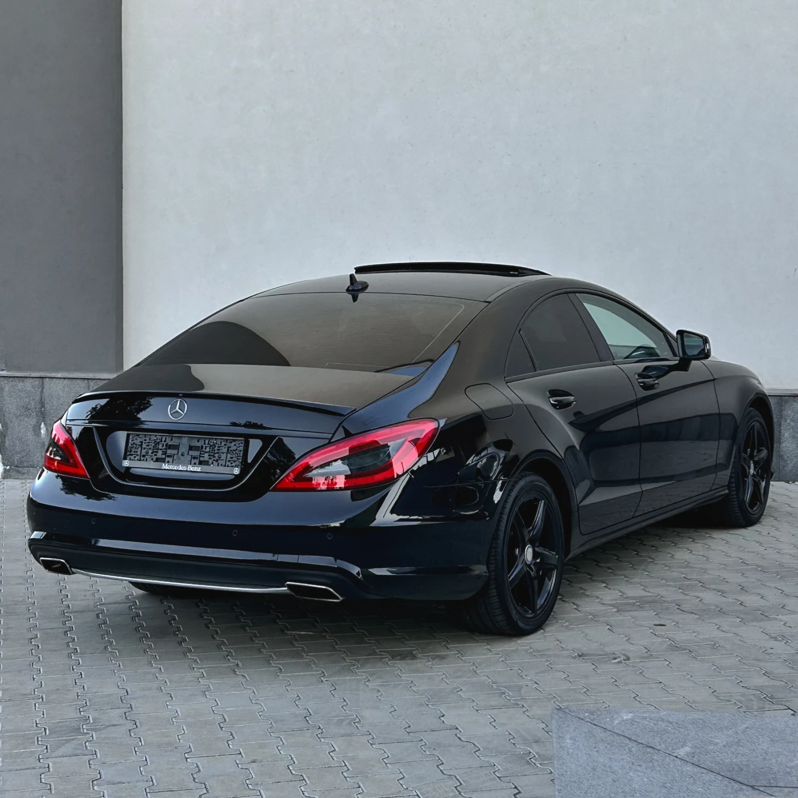 Mercedes-Benz CLS 500 AMG PACK - изображение 4
