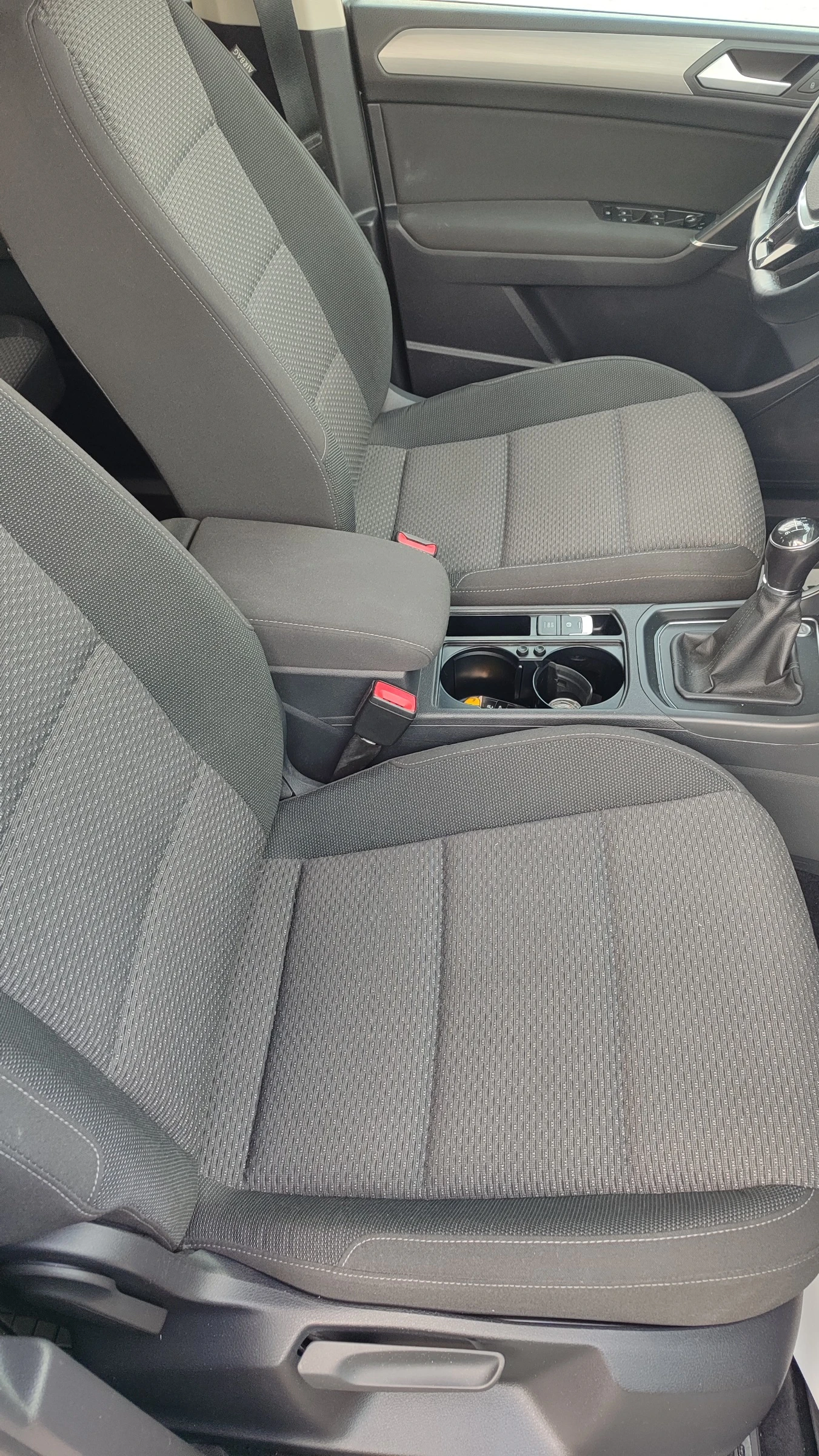 VW Touran  TDI - изображение 10