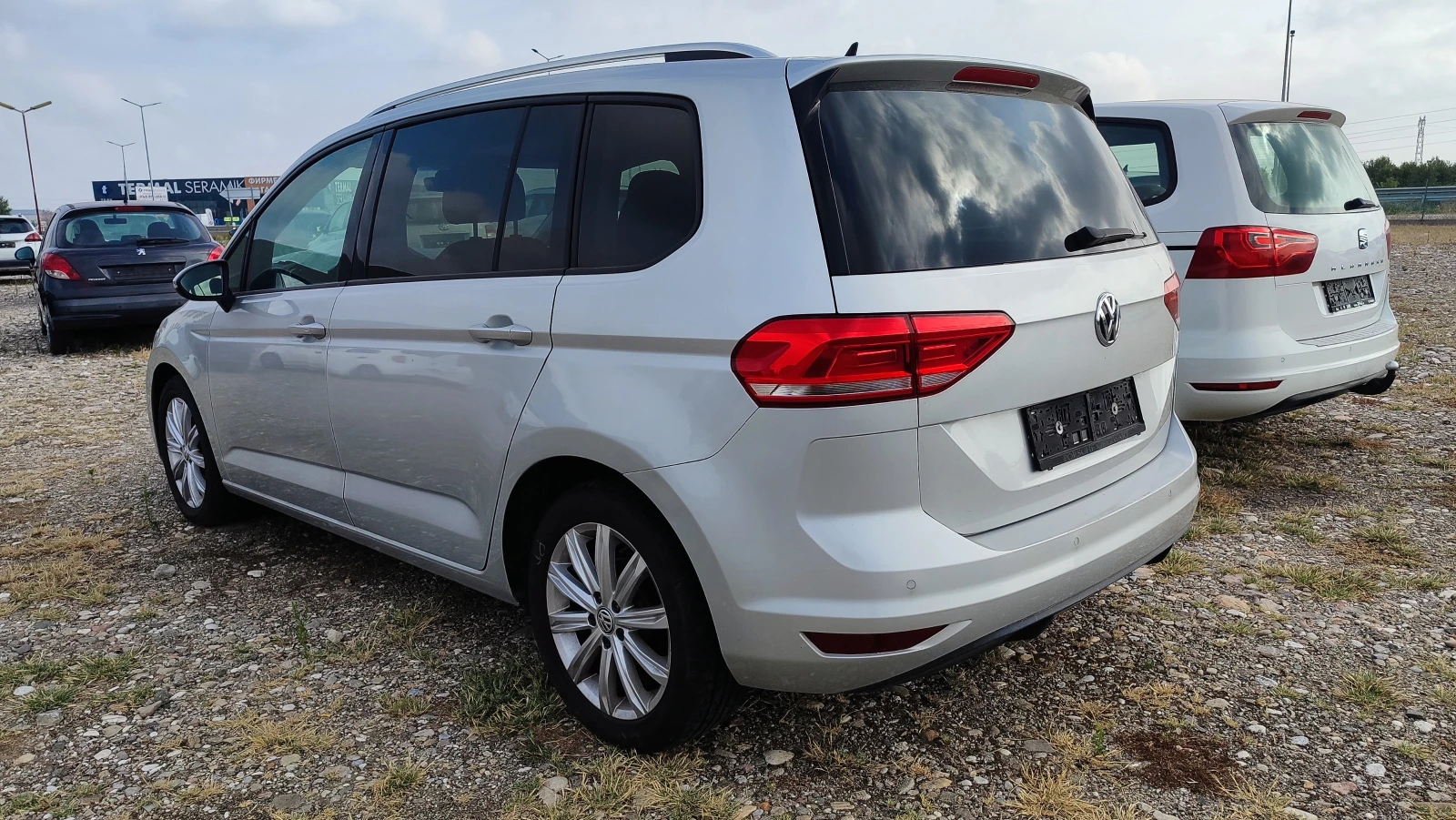 VW Touran  TDI - изображение 4